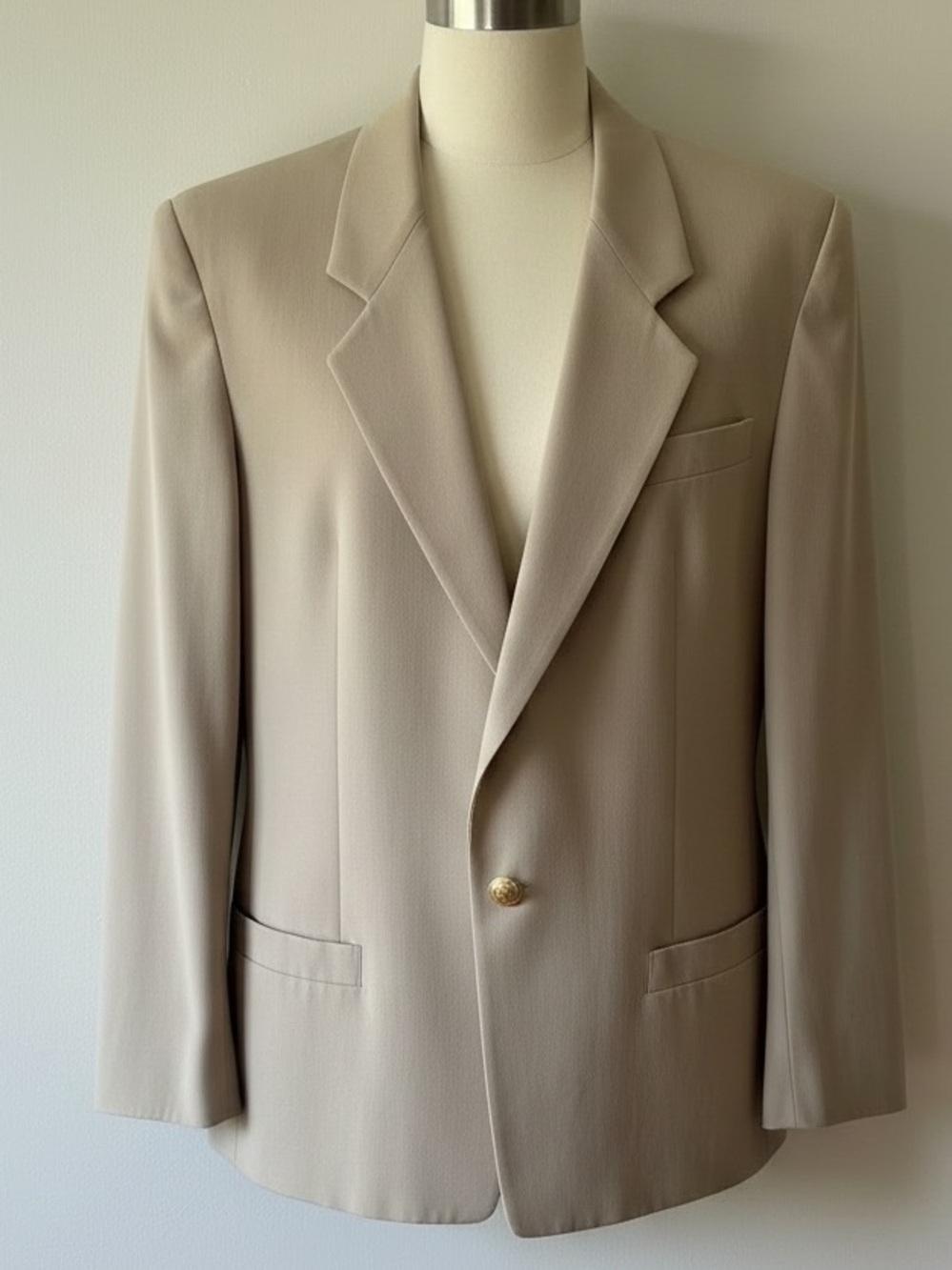 Austin Reed Women’s Tan Blazer with Gold Button